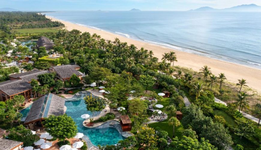 Khám Phá Cấp Cấp Nghỉ Dưỡng Tại New World Hoiana Beach Resort