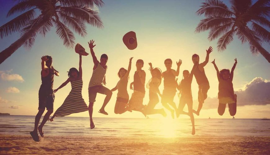 Vượt Qua Nỗi Lo Ngôn Ngữ: 7 Kinh Nghiệm Du Lịch Nước Ngoài Dành Cho Người Không Giỏi Tiếng Anh