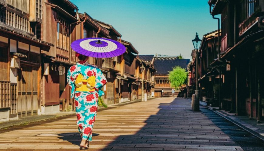 Kanazawa – Thành phố Nhật Bản mang đậm dấu ấn truyền thống với vườn Kenrokuen, phố cổ samurai và nghệ thuật dát vàng tinh xảo.