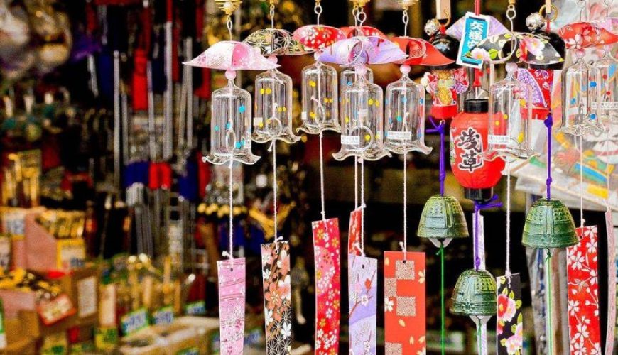 Du lịch Nhật Bản nên mua gì? Top 5 món quà lưu niệm vừa đẹp vừa ý nghĩa
