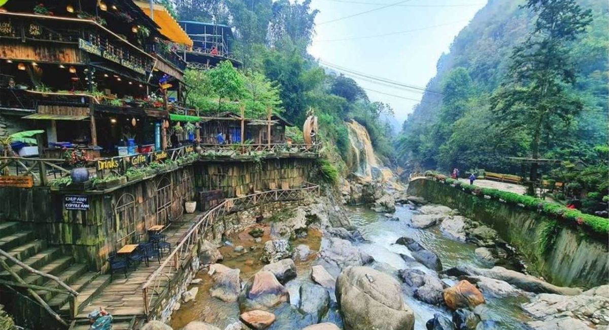 Ghé thăm bản Cát Cát – ngôi làng cổ đẹp nhất vùng Tây Bắc