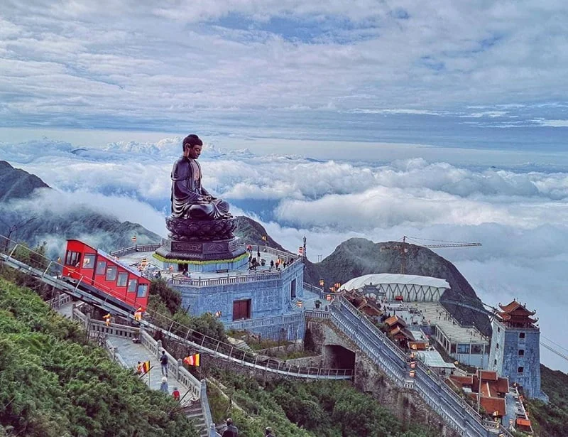 Đền Mẫu Sơn ở Sapa.