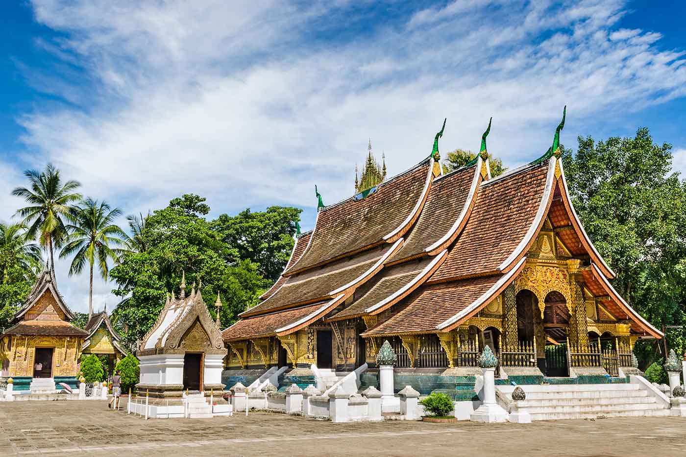 Chùa Wat Xieng Thong – ngôi chùa cổ kính nổi tiếng ở Luang Prabang, Lào.