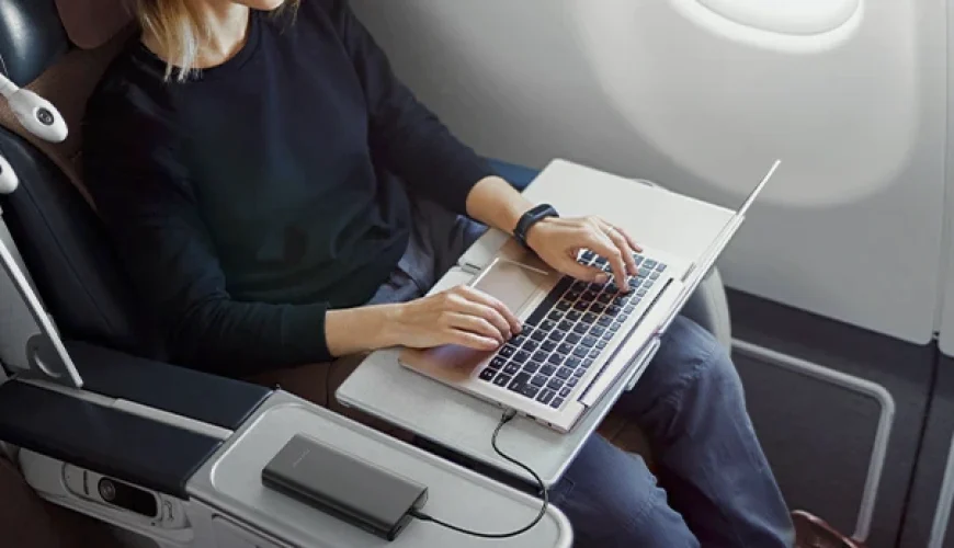 Hàng Không Việt Nam Cảnh Giác Cao Với Sạc Pin Dự Phòng: Những Quy Định Hành Khách Bắt Buộc Phải Biết