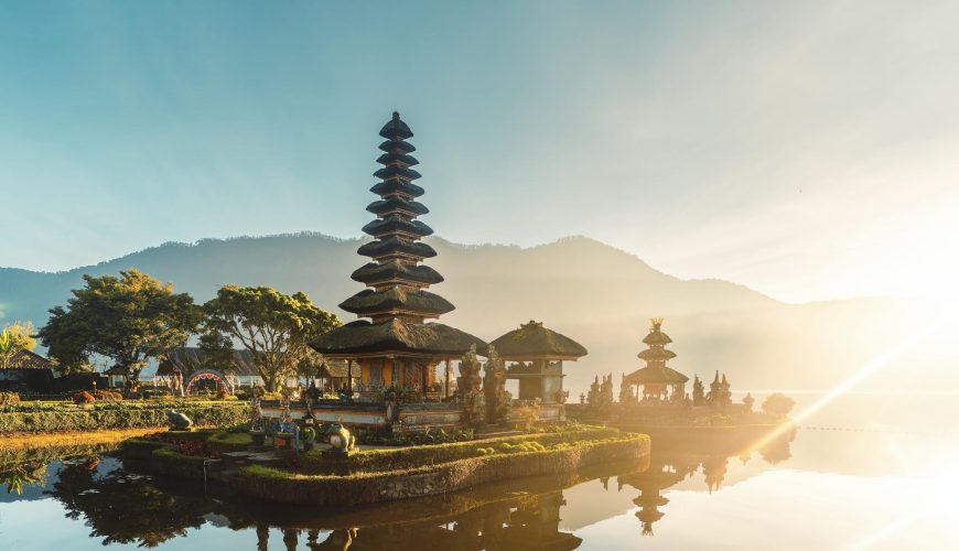 Ulun Danu Beratan Bali: Review chi tiết ngôi đền nổi giữa hồ Beratan và kinh nghiệm tham quan từ A–Z