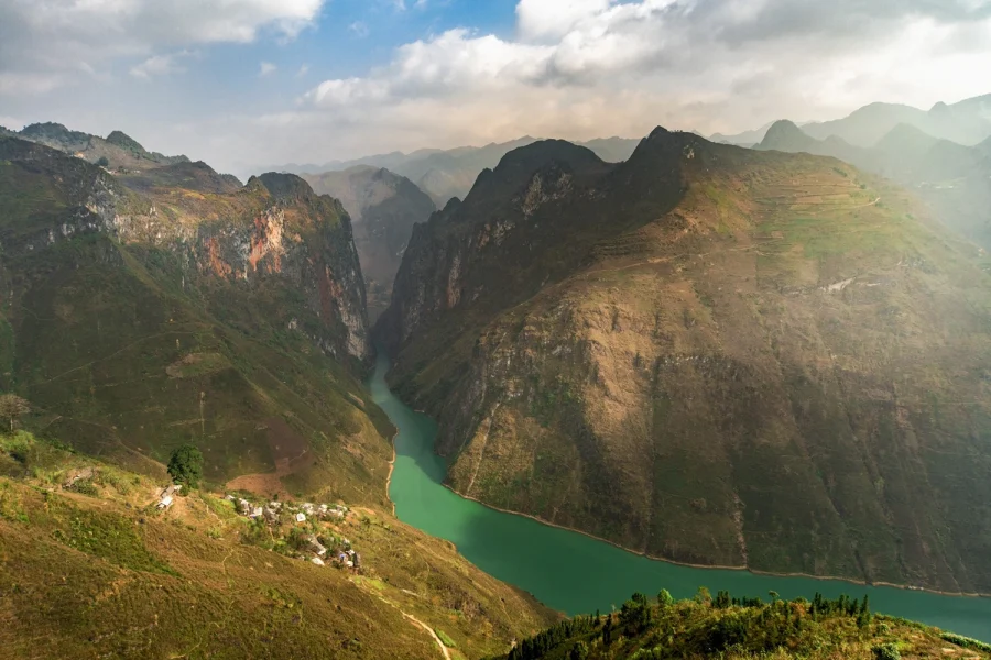 TOUR HÀ GIANG 3N2Đ – HÀNH TRÌNH CHẠM ĐẾN VÙNG ĐẤT ĐỊA ĐẦU TỔ QUỐC