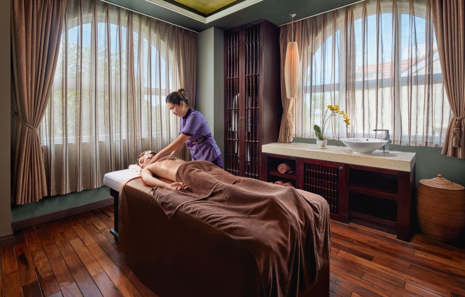 Royal Beachfront Villas Danang