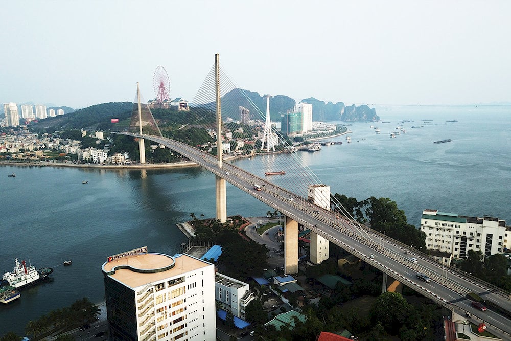 VỊNH HẠ LONG VIỆT NAM