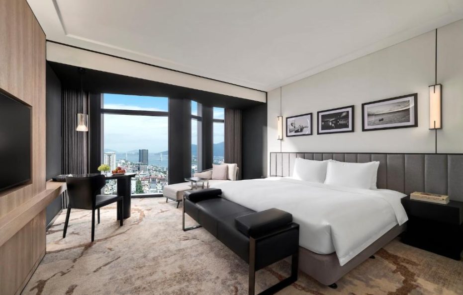 Crowne Plaza Danang
