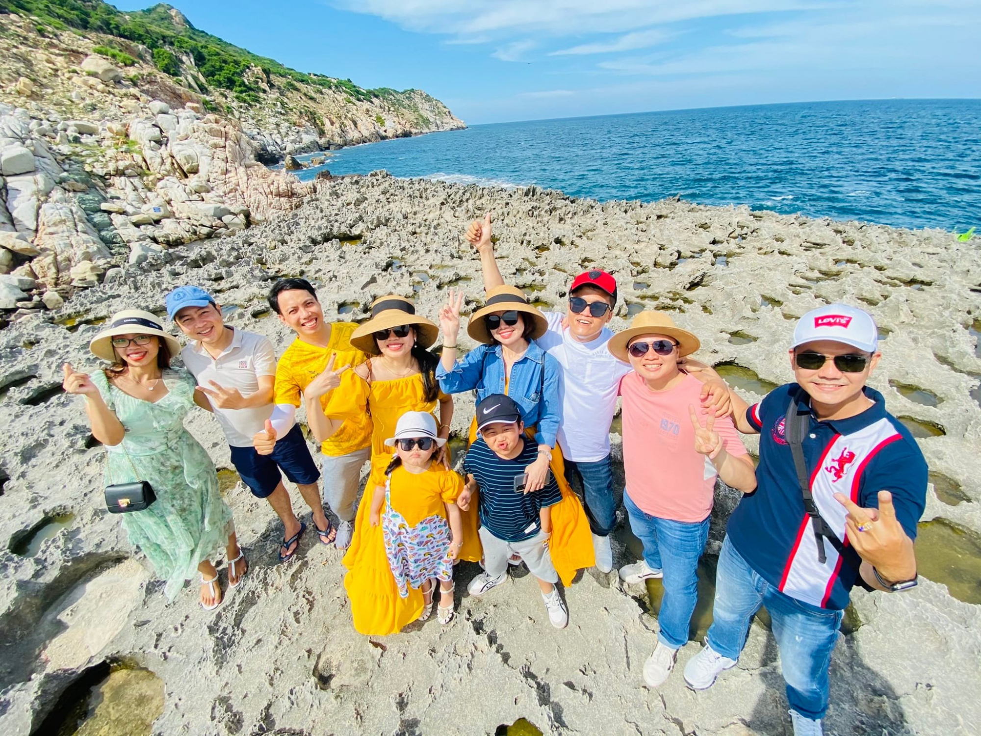 du lịch trong nước hay nước ngoài
